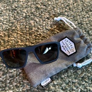 Costa Antille Sunglasses new without box comes with lens cleaner and spray/case